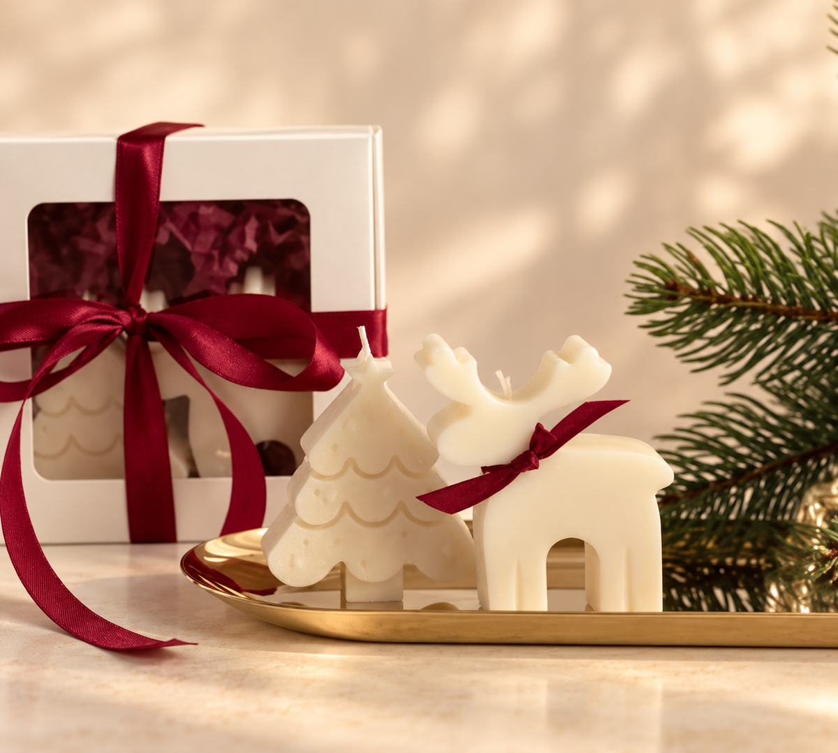 Caja de regalo con figuras · propuesta visual de la colección Navidad de Sya.