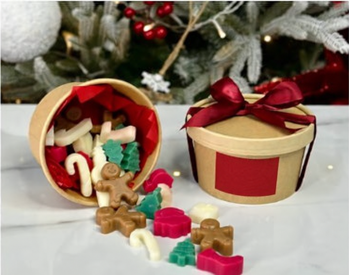 Wax melts navideños en lata · propuesta visual de la colección Navidad de Sya.